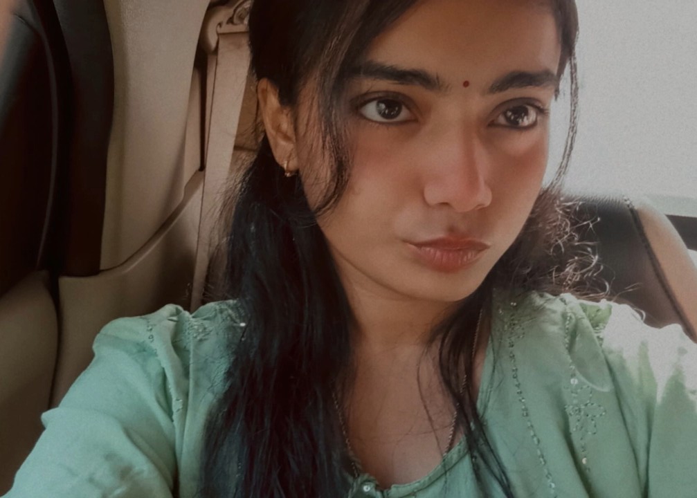 Devanshi portrait 5